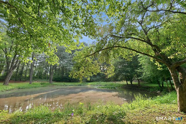 751 West Avon Road, Avon, CT 06001