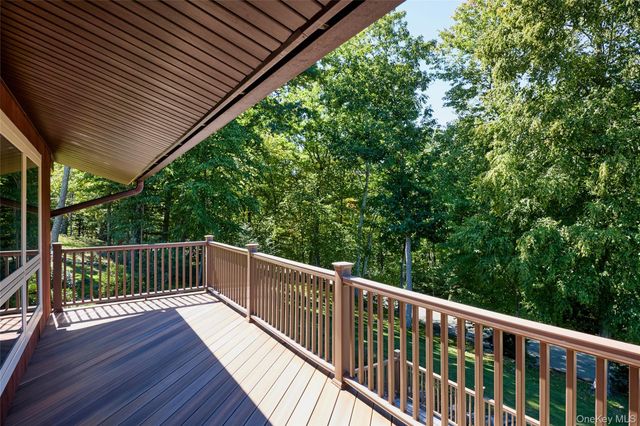 64 Clinton Road, Tuxedo Park, NY 10987