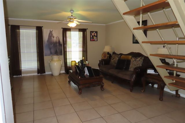 313 N Arkansas Street, Springhill, LA 71075