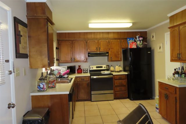 313 N Arkansas Street, Springhill, LA 71075