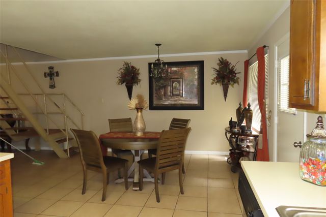 313 N Arkansas Street, Springhill, LA 71075