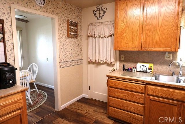 1409 North, Corning, CA 96021