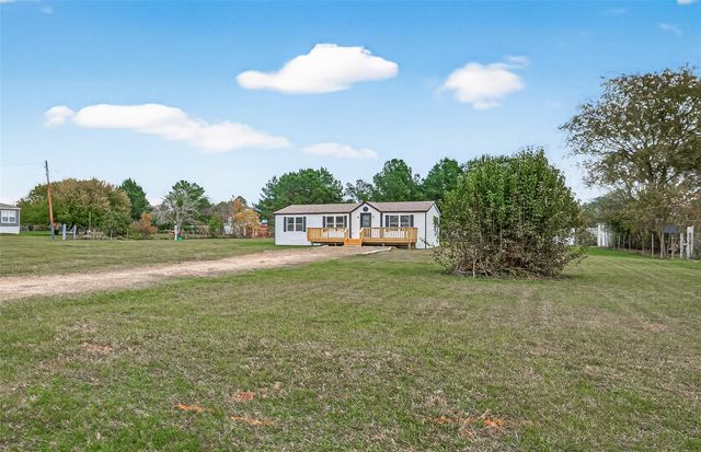 15236 Heavenly Acres Drive, Willis, TX 77318
