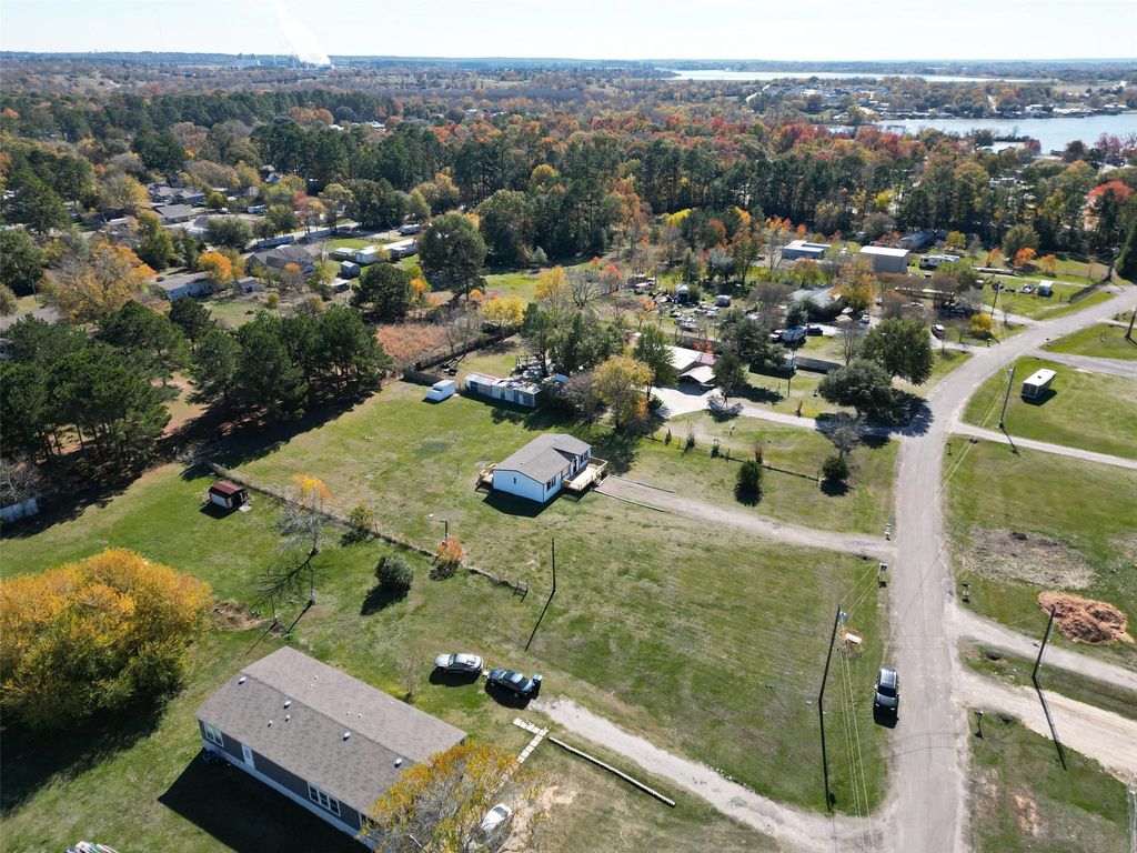 15236 Heavenly Acres Drive, Willis, TX 77318