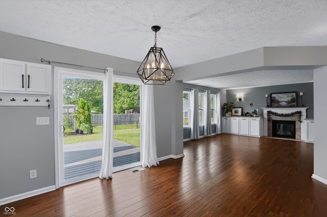 8720 New Heritage Drive, Indianapolis, IN 46239