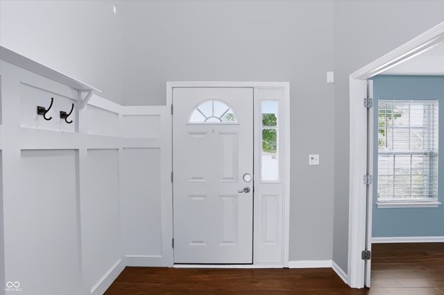 8720 New Heritage Drive, Indianapolis, IN 46239