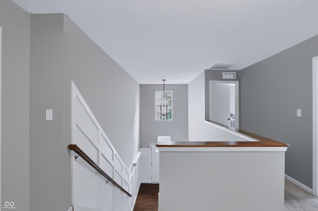 8720 New Heritage Drive, Indianapolis, IN 46239