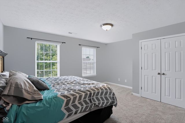 8720 New Heritage Drive, Indianapolis, IN 46239