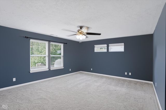 8720 New Heritage Drive, Indianapolis, IN 46239