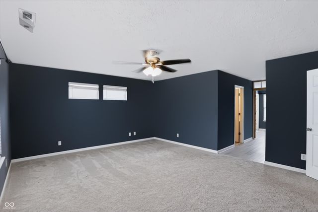 8720 New Heritage Drive, Indianapolis, IN 46239