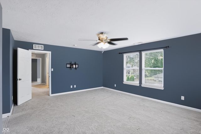 8720 New Heritage Drive, Indianapolis, IN 46239