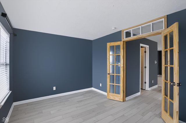 8720 New Heritage Drive, Indianapolis, IN 46239