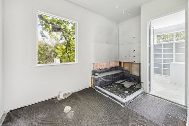 2205 North Boulevard, Houston, TX 77098