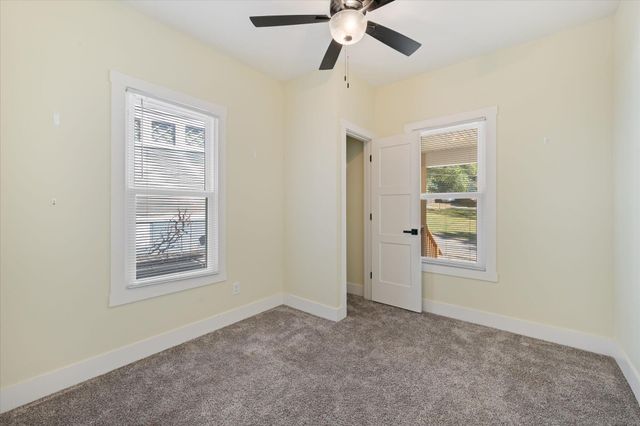 3 PARK Circle, Council Bluffs, IA 51503