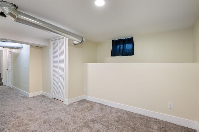 3 PARK Circle, Council Bluffs, IA 51503