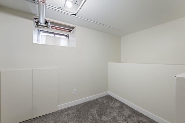 3 PARK Circle, Council Bluffs, IA 51503