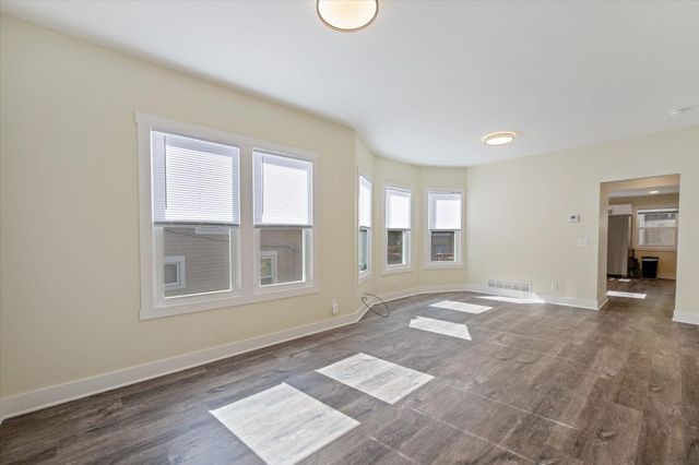 3 PARK Circle, Council Bluffs, IA 51503