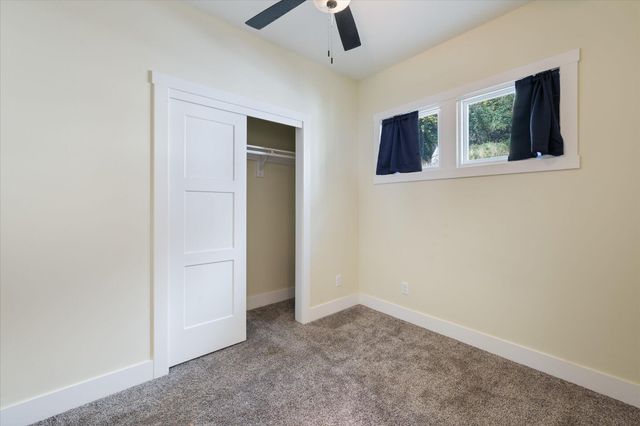 3 PARK Circle, Council Bluffs, IA 51503