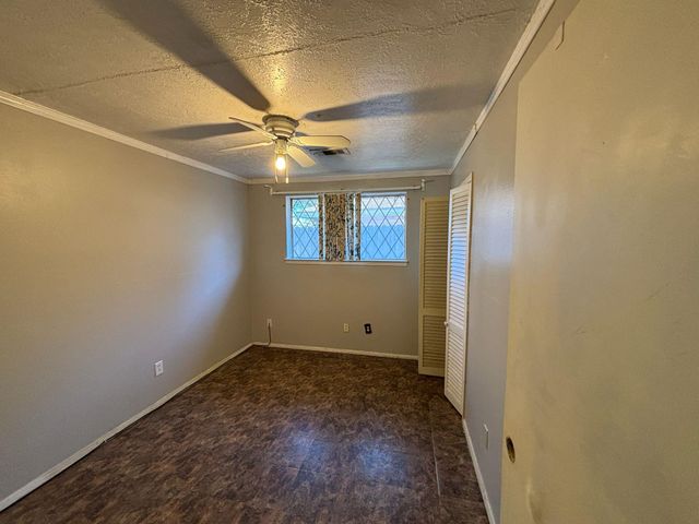 11018 Sharpview Drive, Houston, TX 77072