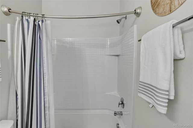 525 Colins Court, Dacono, CO 80514