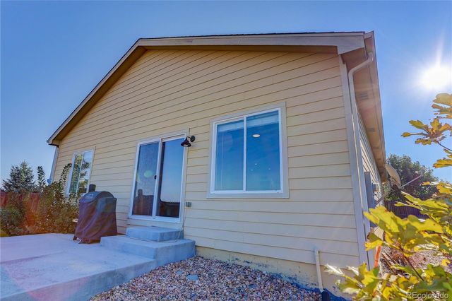 525 Colins Court, Dacono, CO 80514