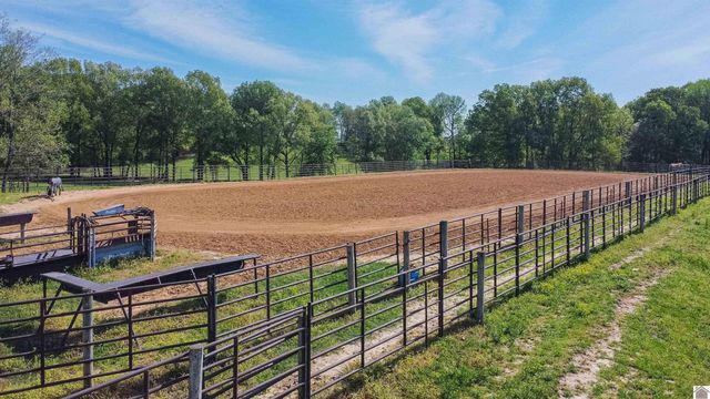 715 CORINTH CHURCH RD., Grand Rivers, KY 42025