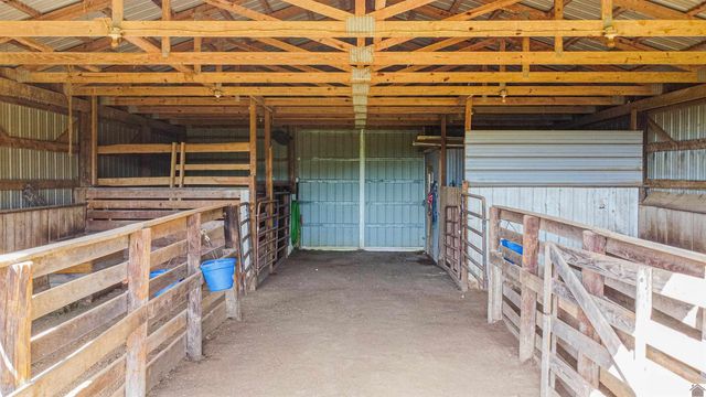 715 CORINTH CHURCH RD., Grand Rivers, KY 42025