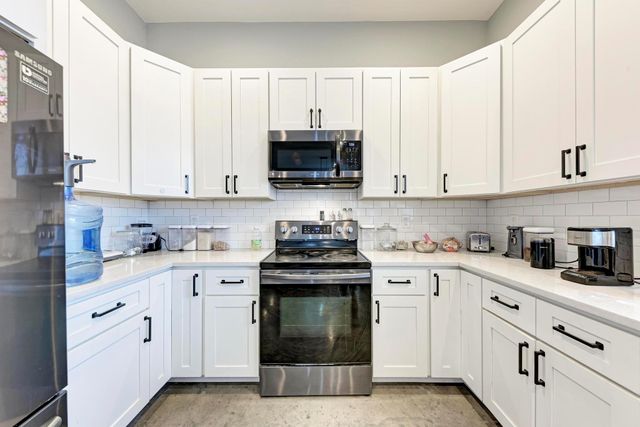1889 County Road 487, Taylor, TX 76574