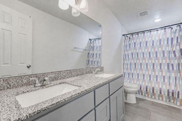 907 Whitaker Avenue, Pasadena, TX 77506