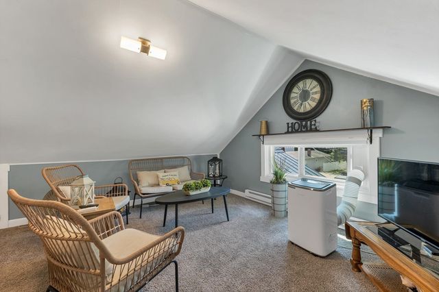 50 Gilford Avenue, Laconia, NH 03246
