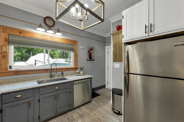 50 Gilford Avenue, Laconia, NH 03246