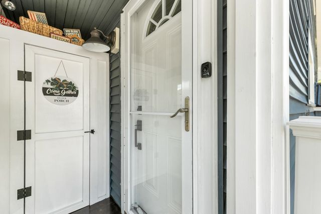 50 Gilford Avenue, Laconia, NH 03246