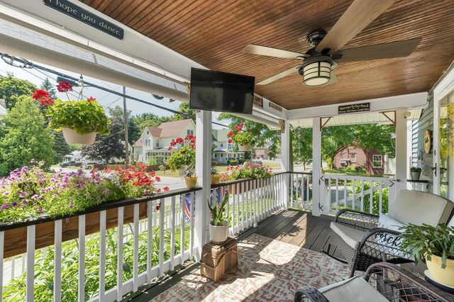 50 Gilford Avenue, Laconia, NH 03246