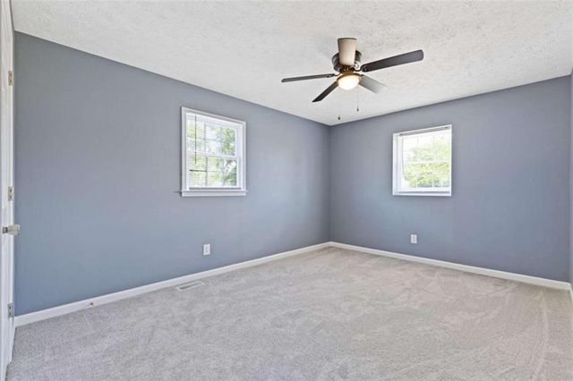11 Hawk Road, Cartersville, GA 30121