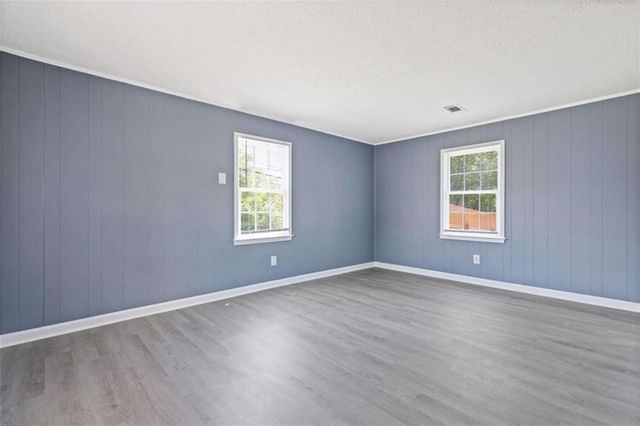 11 Hawk Road, Cartersville, GA 30121