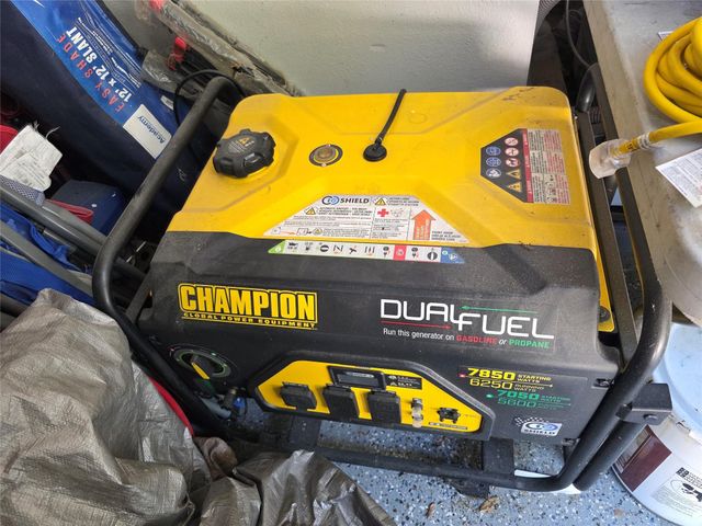 8646 Flower Path Street, Houston, TX 77044