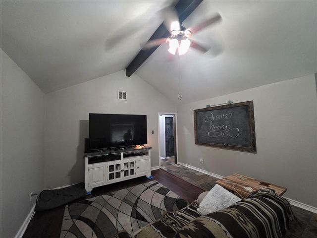 8646 Flower Path Street, Houston, TX 77044