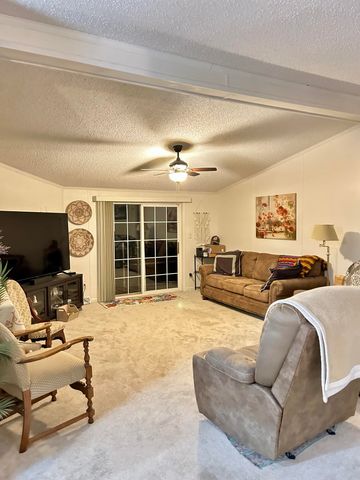 19895 ROBB CT, Boonville, MO 65233