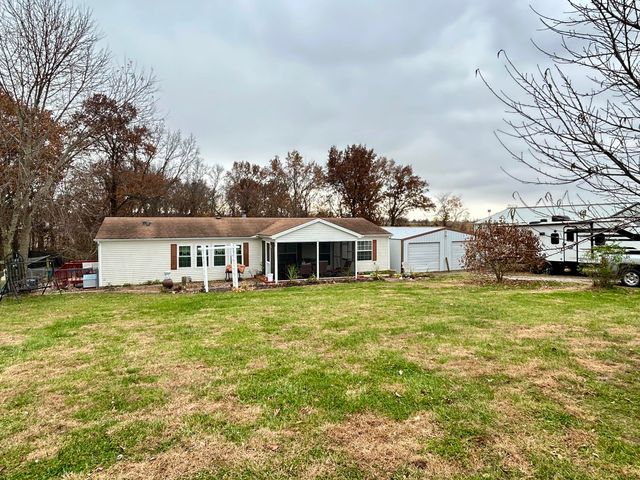 19895 ROBB CT, Boonville, MO 65233