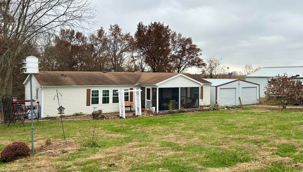 19895 ROBB CT, Boonville, MO 65233