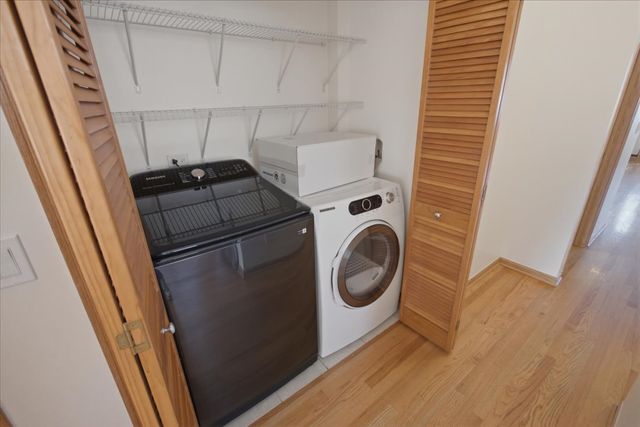 2911 S FARRELL Street, Chicago, IL 60608