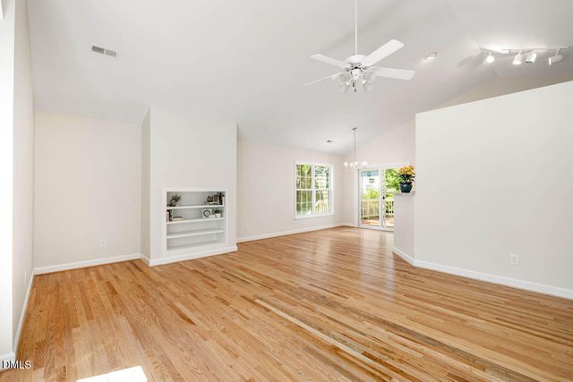 113 Riverbirch Point, Carrboro, NC 27510