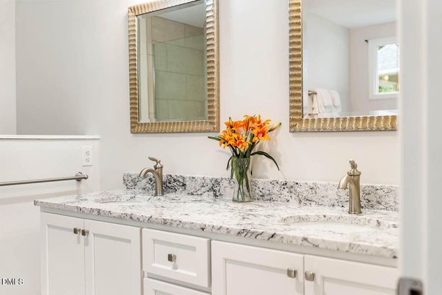 113 Riverbirch Point, Carrboro, NC 27510