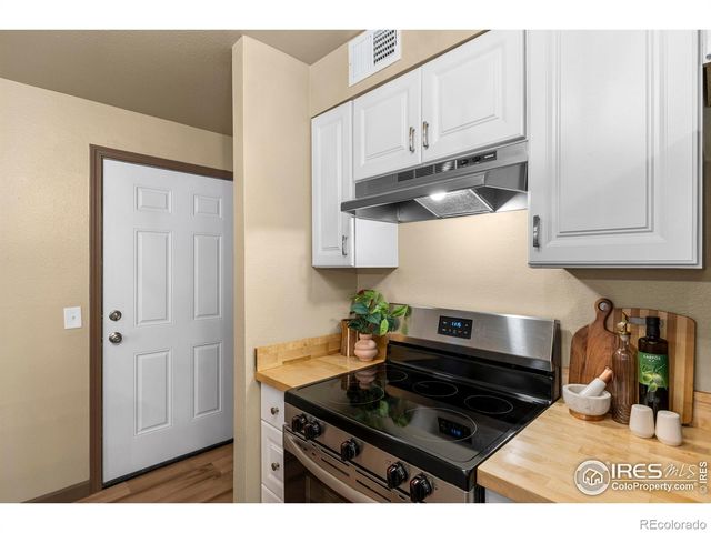 8853 Colorado Boulevard 107, Thornton, CO 80229