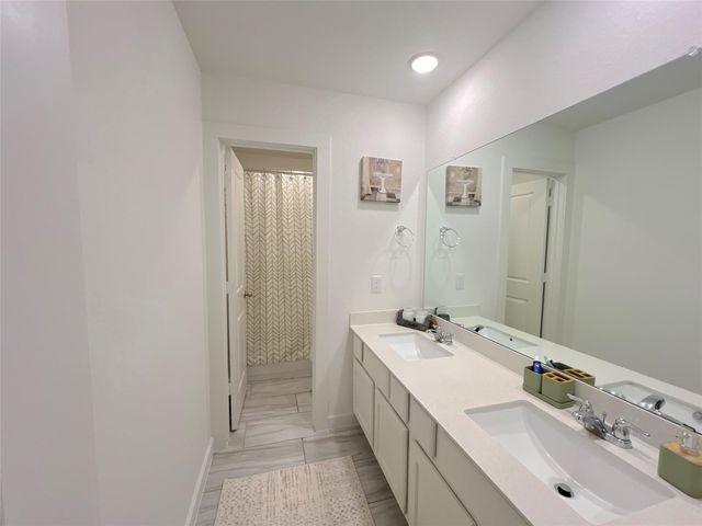 5147 Klein Orchard Drive, Houston, TX 77066