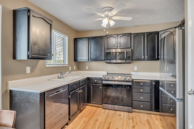 687 W 1900 N, Centerville, UT 84014