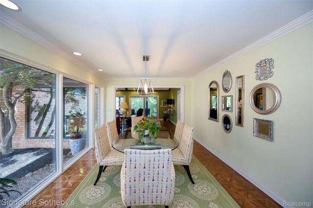 1897 Pine Ridge Lane 12, Bloomfield Charter Township, MI 48302