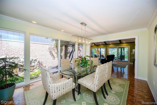 1897 Pine Ridge Lane 12, Bloomfield Charter Township, MI 48302