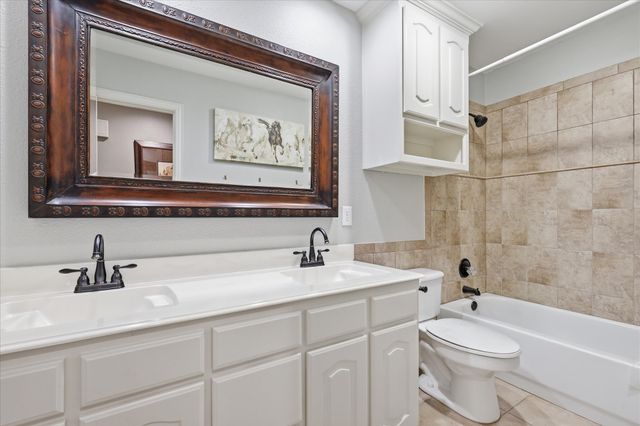 4420 Crown Knoll Circle, Flower Mound, TX 75028