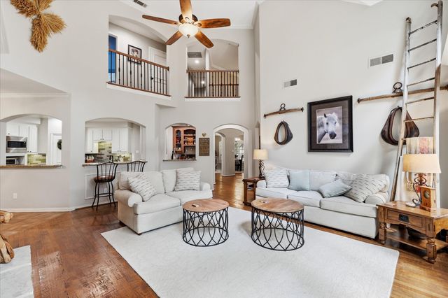 4420 Crown Knoll Circle, Flower Mound, TX 75028